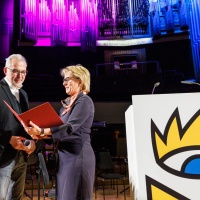 Alhierd Bacharevič erhält den Leipziger Buchpreis zur Europäischen Verständigung - übergeben durch Barbara Klepsch, Staatsministerin für Kultur und Tourismus des Freistaates Sachsen Alhierd Bacharevič erhält den Leipziger Buchpreis zur Europäischen Verständigung - übergeben durch Barbara Klepsch, Staatsministerin für Kultur und Tourismus des Freistaates Sachsen
