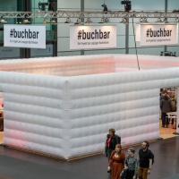 Die buchbar der Leipziger Buchmesse von außen Die buchbar der Leipziger Buchmesse von außen