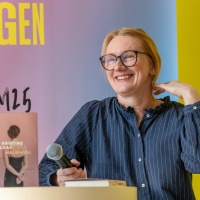 Kristine Bilkau im Bühnentalk im BL:OOM – BloggerRoom der Leipziger Buchmesse 2025